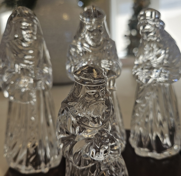 Princess House Crystal Nativity Scene  With Wood Accents - Picture 3 of 4